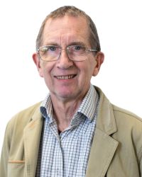 Rob Vincent CBE photo of Rob Vincent CBE in tan jacket